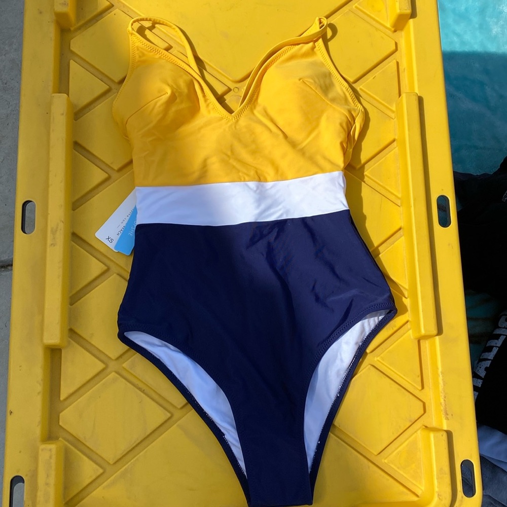 Cupshe One piece Swimsuit